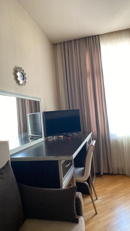 Apart Voyage Batumi Bagian luar foto